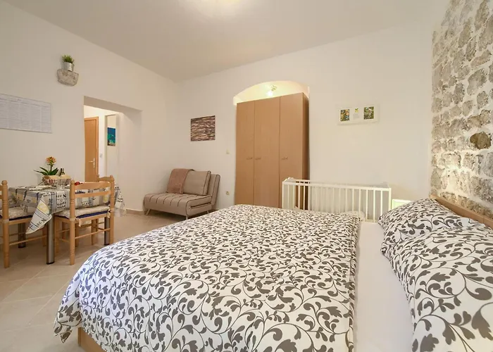 Apartman Chic And Charming Krk Downtown - Classic *