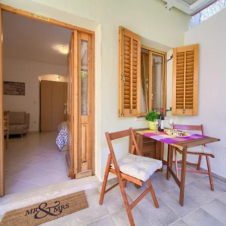 Chic And Charming Krk Downtown - Classic *