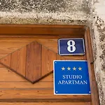 Apartman Chic And Charming Krk Downtown - Classic Krk Town
