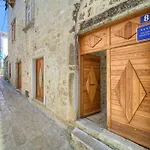 Chic And Charming Krk Downtown - Classic